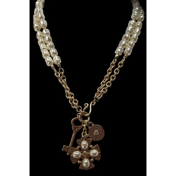 Elegant Glam Faux Pearl Hammered Gold Tone Charm Necklace - Picture 2 of 6